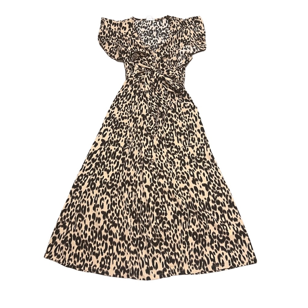 Women’s Ruffled Sienna Sky Leopard 🐆 Dress Size Small